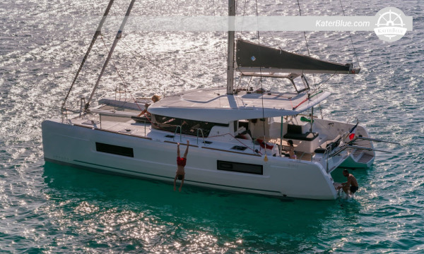 Crucero semanal en catamarán a la laguna, sin tripulación, La Spezia, Italia