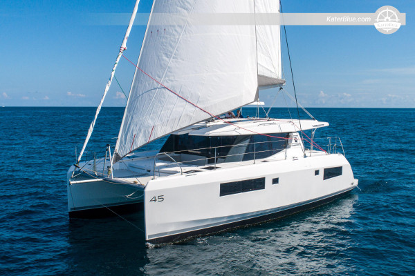 High-end weekly catamaran cruise Zanzibar Tanzania