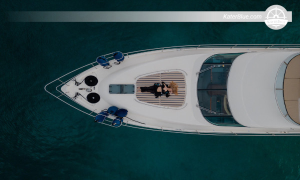 Luksusowy, 12-osobowy jacht Fairline 58 – czarter dzienny Porto Cheli, Grecja