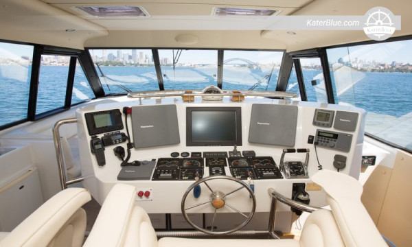 A Luxurious 20m Motor Yacht Day Charter Sydney, Australia
