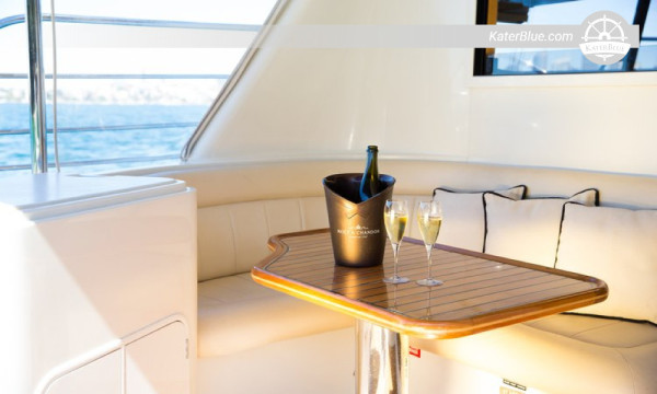 A Luxurious 20m Motor Yacht Day Charter Sydney, Australia