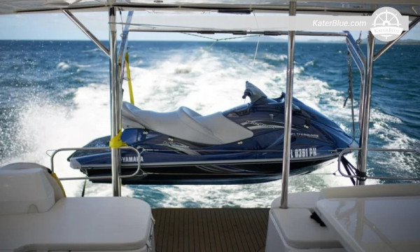 Discover Isla Capitan sunset cruise Playa-Tamarindo in Costa-Rica