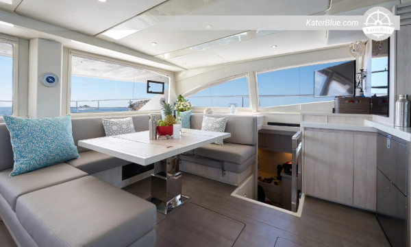 Discover Isla Capitan sunset cruise Playa-Tamarindo in Costa-Rica
