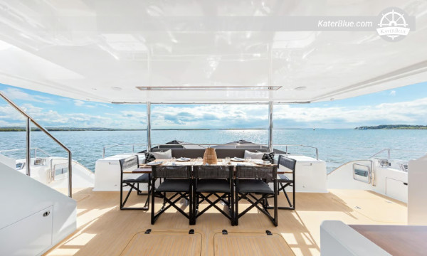 Plavba v Pittwateru 7denní pronájem katamaránu Sydney, Austrálie