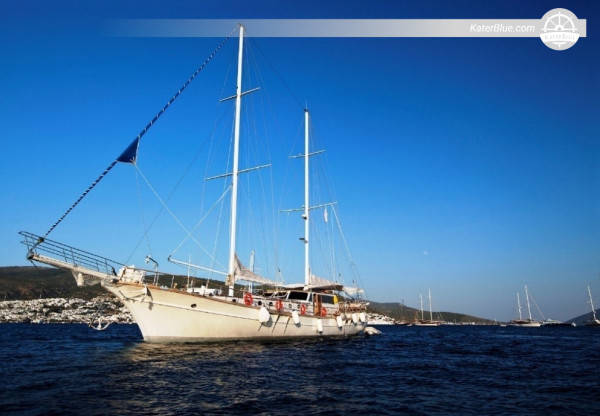 3 Cabin Motor Yacht-17m Day Charter Sai Kung, Hong Kong