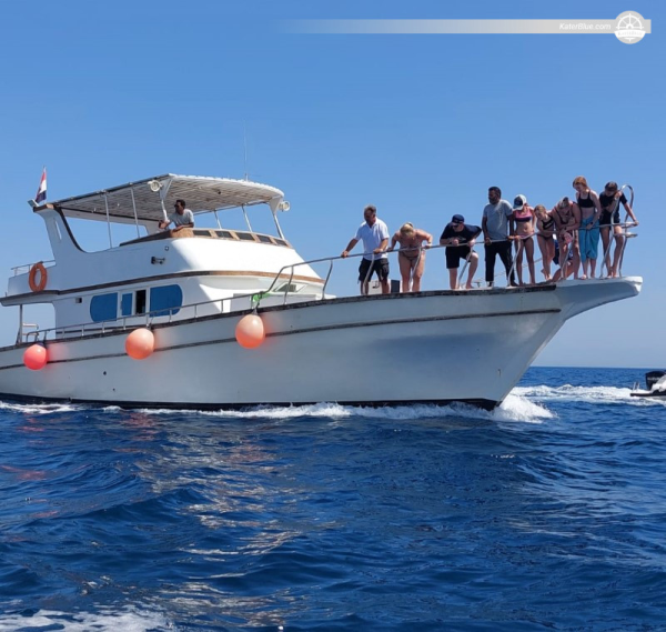 Full-Day Yacht Charter with Snorkeling, Island Trips, Hurghada, Egypt