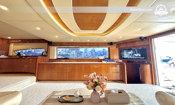 Hong Kong Island Coastal Escape - Yacht Day Charter