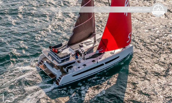 D-Marin Dalmacija'dan Mürettebatsız Yat Kiralama: Dalmaçya Adaları Keşfi
