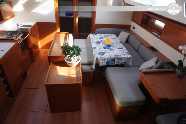 Satılık 2012 Oceanis 50 Aile Tipi 10 Kişilik, 5 Kabinli Yelkenli Yat, Alimos, Yunanistan