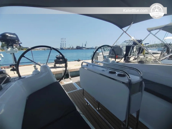 Weekly Skippered Sailing Charter – Southern Adriatic Treasures aboard Sun Odyssey 349 from Marina Polesana, Croatia