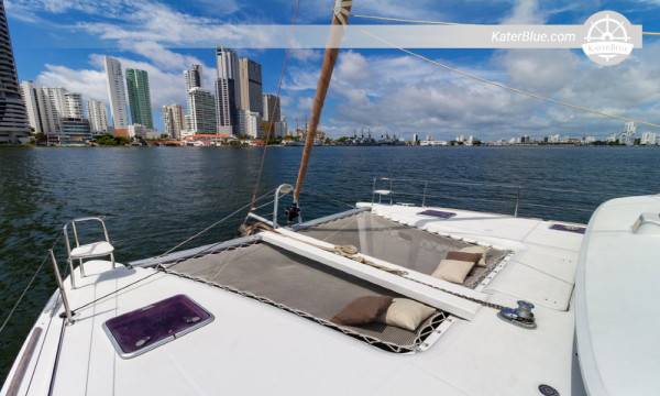 Malebné ostrovy a skryté pláže – 8hodinová plavba katamaránem Lagoon 40 z Cartageny
