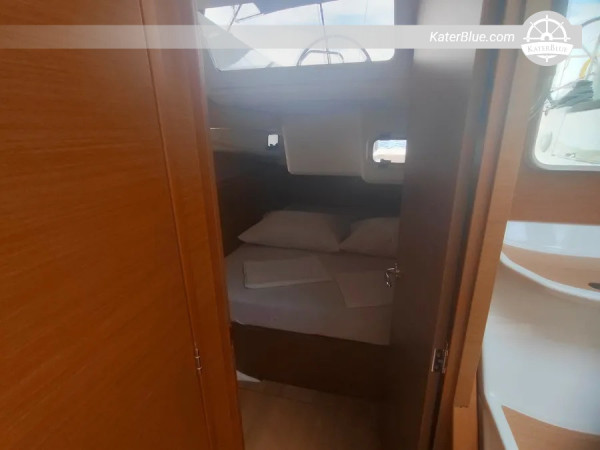 Discover the Istrian Coast and Islands aboard Sun Odyssey 440 – Weekly Skippered Charter from Marina Polesana, Pula, Croatia