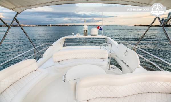 Schilderachtige eilanden en verborgen stranden – 8 uur durende jachtcharter in Cartagena aan boord van de Azimut 46