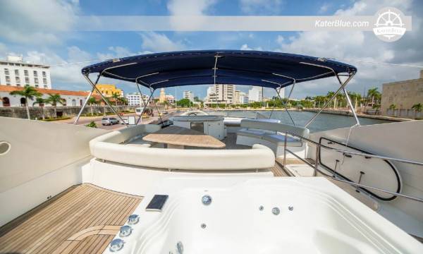 Rosarion saarten 9 tunnin päiväjahtivuokraus Cartagenasta Sunseeker 82:n kyydissä – snorklausta ja saaripysähdyksiä