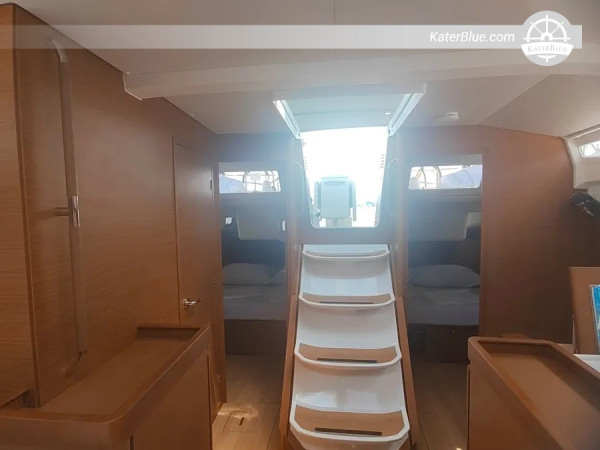 Discover the Istrian Coast and Islands aboard Sun Odyssey 440 – Weekly Skippered Charter from Marina Polesana, Pula, Croatia