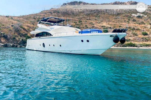 Maravillas volcánicas y calas escondidas: una aventura de una semana en velero con patrón desde Milazzo