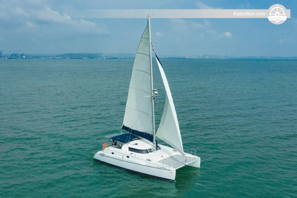 Cholón, Playa Blanca & Playa Azul - 8 Hours Charter from Nautical Club of Manga