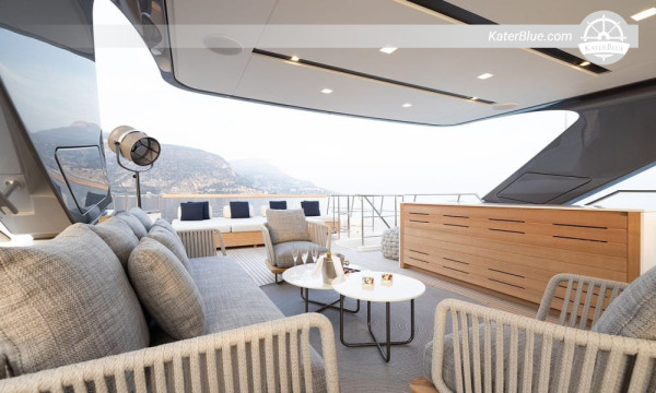 Sanlorenzo SD126 lyxig motoryacht till salu Viareggio, Italien
