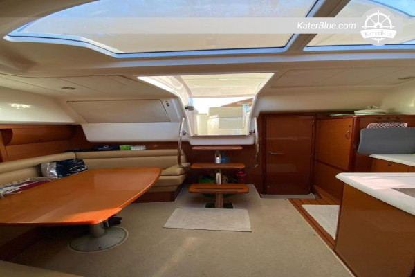 Sale Used 2008 Jeanneau Prestige 38s Motor Yacht in Napoli, Italy