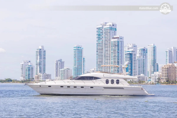 8-Hour Isla Grande Discovery Cruise aboard Viking Cruiser 68 from Cartagena