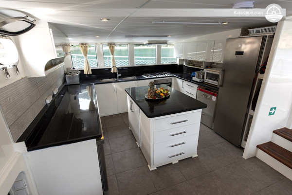 Sale Fully Operational 34m Wooden Gulet with 10 Cabins, 20 Pax in Fethiye, Turkey 