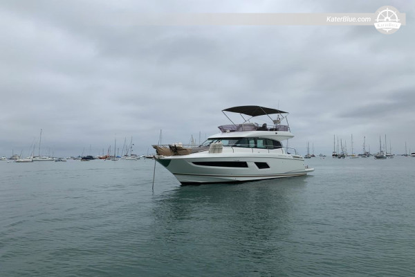 8-timers chartertur til Contadora Island ombord på Prestige 420 fra Marina Flamenco, Panama