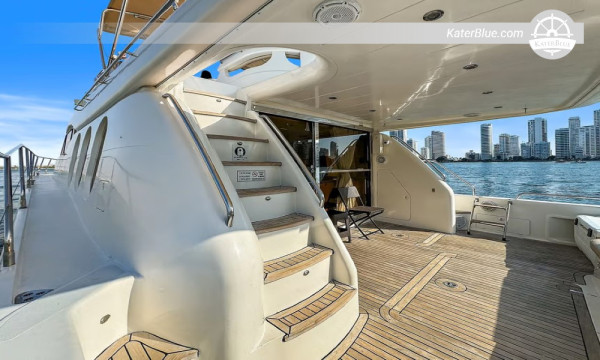 8-Hour Cholon & Isla Fragata Yacht Party aboard Viking Cruiser 68 from Cartagena