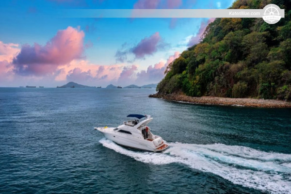 4-Hour Sunset Cruise to Isla Viveros aboard Sea Ray 47 Motor Yacht from Marina Flamenco, Panama
