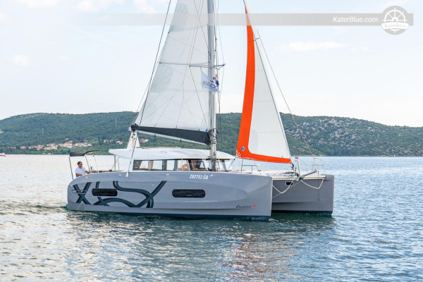 Location de yacht avec skipper à la semaine – De Procida à la côte amalfitaine et Capri : 7 nuits