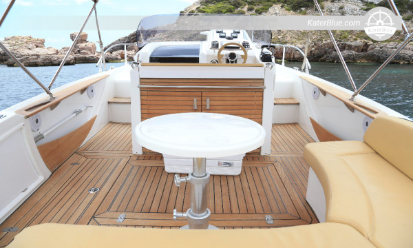 Jacht motorowy Sessa Key Largo 28 z 2007 roku na sprzedaż, Ibiza, Hiszpania
