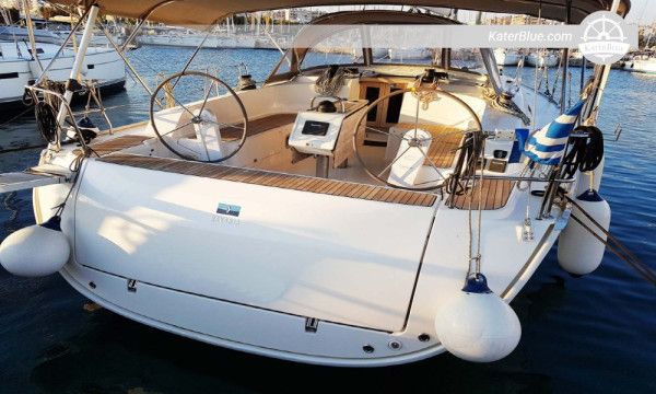 Cruzeiro de uma semana de Lefkada a Vasiliki, Atokos, Ítaca e Cefalônia a bordo do Bavaria Cruiser 46.