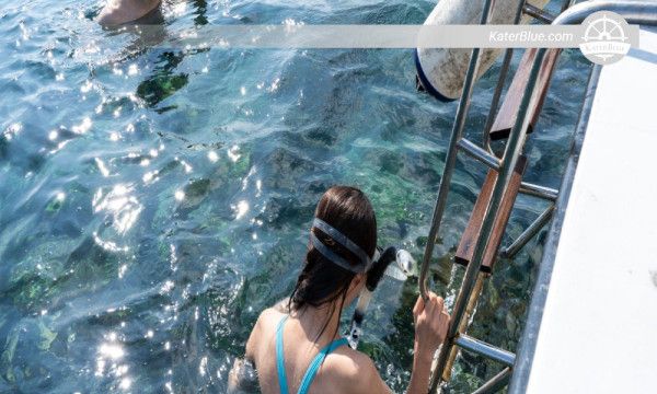 Kaptanlı Günlük - Seminyak'tan Lembongan Adası'na 60 fitlik Katamaranla Gezi