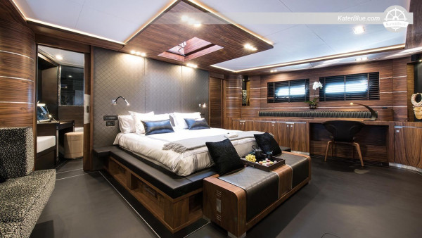 Goélette de luxe en acier de 40 m, construite en 2015, 5 cabines, basée à Bodrum – Location ou usage privé
