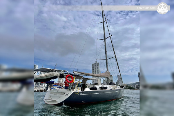 Charter a vela di 8 ore alle Isole del Rosario da Cartagena - Isla Grande, Gente de Mar e Isla del Encanto a bordo del Beneteau First 47