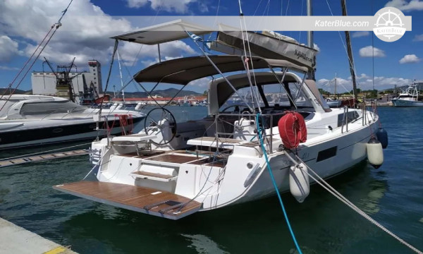 Navegación de 7 días por las Espóradas orientada a la aventura desde Volos vía Playa Lalaria, Alonnisos y Peristera a bordo del Beneteau Oceanis 41.1
