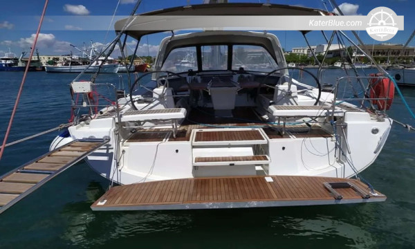 Navegación de 7 días por las Espóradas orientada a la aventura desde Volos vía Playa Lalaria, Alonnisos y Peristera a bordo del Beneteau Oceanis 41.1