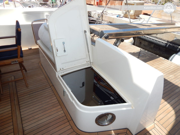 Yacht à moteur Carnevali 160 Fly à vendre – Construction 2006 – 16,06 m, 3 cabines, Flybridge, TVA payée, Sardaigne, Italie