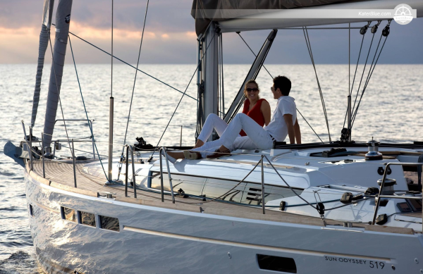 Location de voilier sans équipage de 7 jours à bord du Sun Odyssey 519 au départ de Neo Klima, Skopelos - Explorez l'Eubée et les Sporades