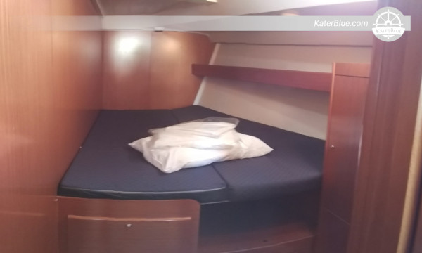 Bareboat Charter fra Abdera til Thassos - 1-dags sejltur på Beneteau Oceanis 50.5