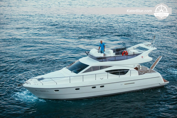 Private Blue Lagoon, Šibenik & Skradin Day Charter from Split – Ferretti 460 Motor Yacht