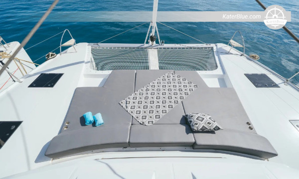 Noleggio barca senza equipaggio per 14 giorni alle Isole Saroniche – andata e ritorno da Atene