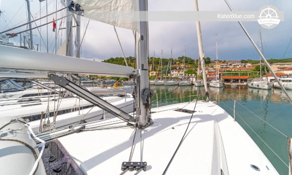 Sun Odyssey 410 (2023) til salg – 12,35m, 3 kahytter, Skradin Kroatien