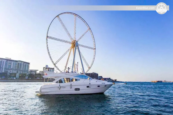 2-timers privat yacht-krydstogt til Palm Jumeirah og Atlantis fra Dubai Harbour