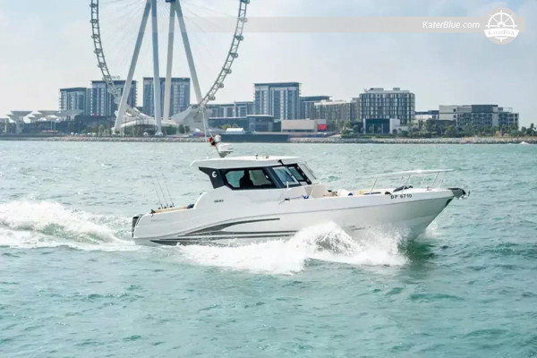 3-timers Dubai Yacht Charter – Atlantis & Burj Al Arab ombord på Silvercraft 36