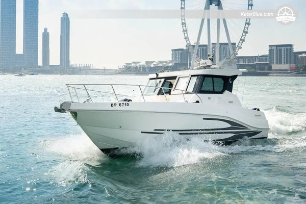 2-timers privat yacht-krydstogt fra Dubai Harbour til Palm Jumeirah og Atlantis
