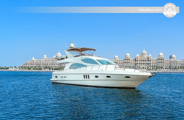 Location de yacht de 4 à 6 heures – Atlantis, Burj Al Arab et canal de Dubaï à bord du Majesty 61