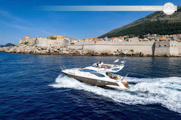 Excursion privée d'une demi-journée en yacht aux îles Élaphites au départ de Dubrovnik – Grotte Bleue et escapade à Lopud