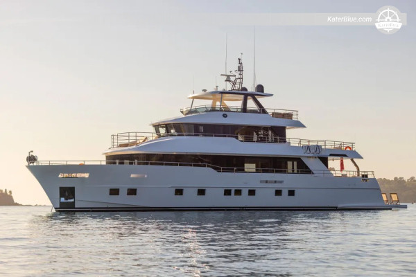 2023 Nomad 101 Explorer – 30.9m Yacht, 5 Cabins, Sydney