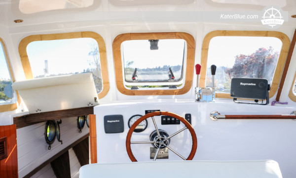Challenger Motor Yacht (2022) for Sale – 8.10m, 1 Cabin, Gouvia Greece