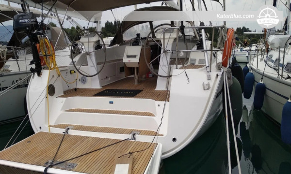 Bavaria Cruiser 51 (2015) for Sale – 14.98m, 5 Cabins, Gouvia Greece